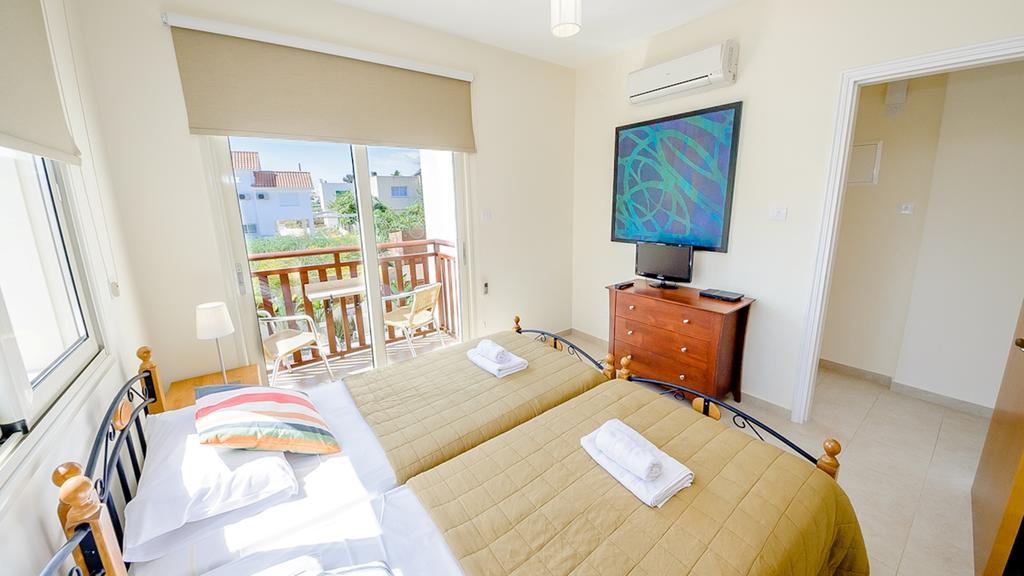 Kapparis Holiday Villa 018 Protaras Room photo